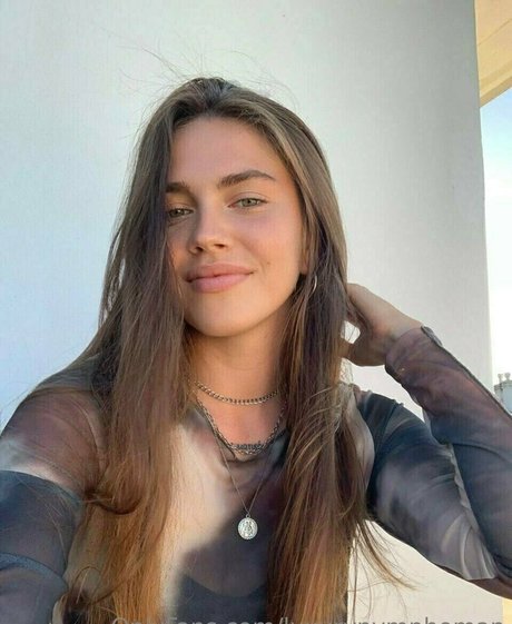 luxurynymphoman onlyfans public photos