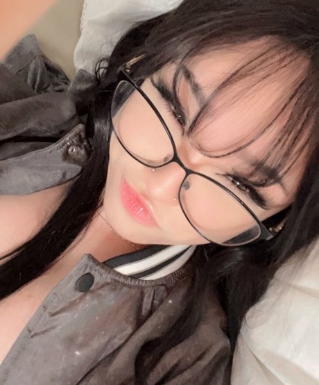 Aliyah Delaney onlyfans sextape leak