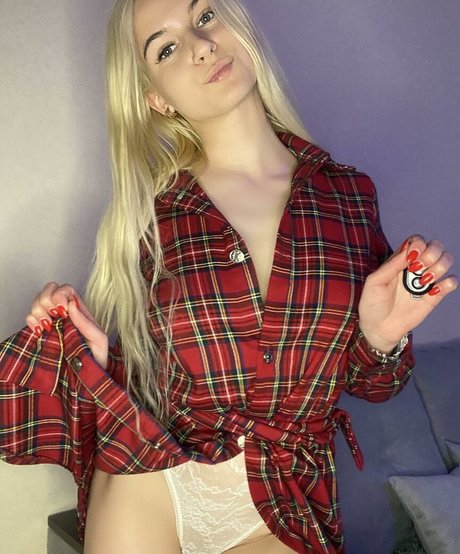 iamsandranovix en onlyfans