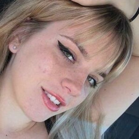 Xohalz444 Profile pic