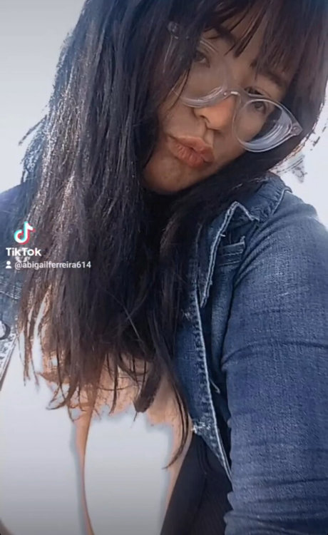 Abigail Ferreira onlyfans lean