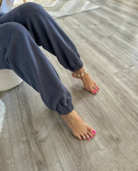 Mariefrenchgirlfeet onlyfans naked leaks