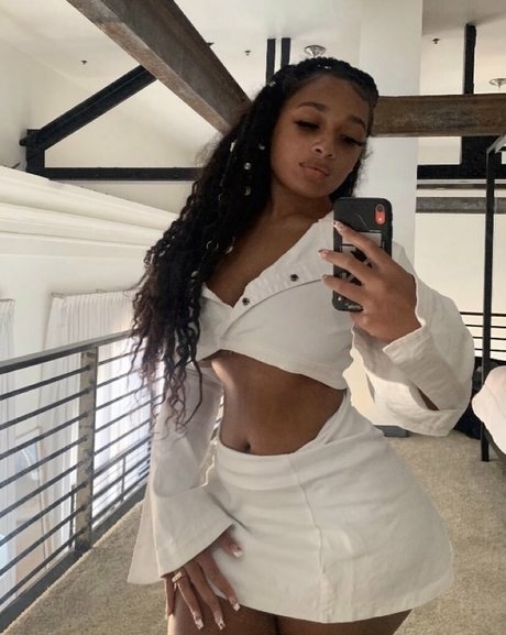 Lexxiibaebie nude onlyfans leaks