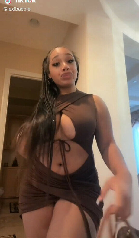 Lexxiibaebie onlyfans pics nude