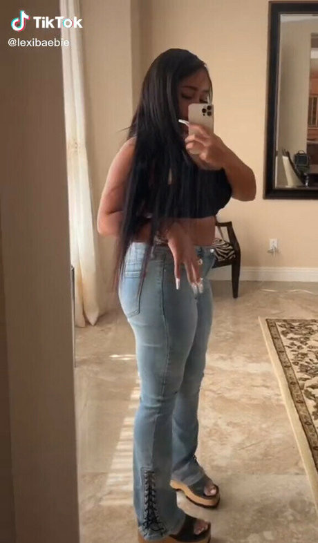 Lexxiibaebie onlyfans fotos