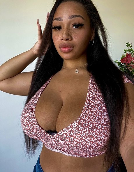 Lexxiibaebie naked leaked onlyfans