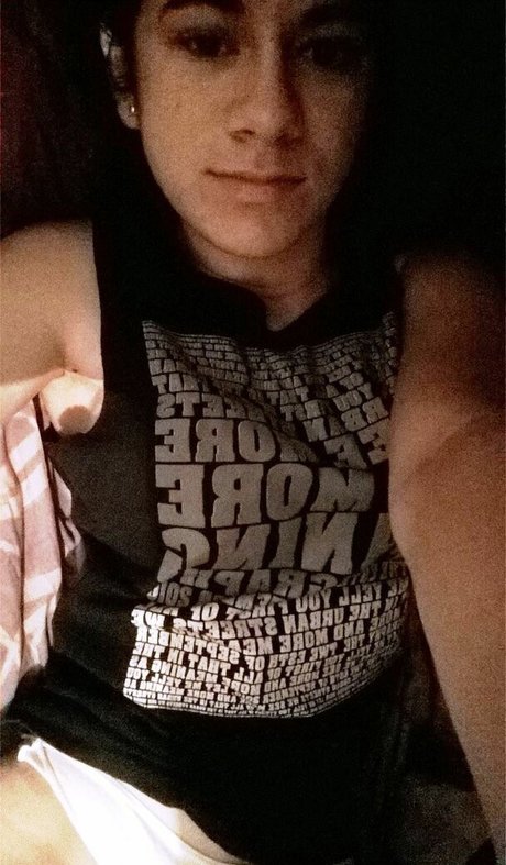 Jovencita Pulposa onlyfans nude tits