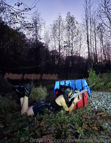 mewmewkarifree onlyfans boobs