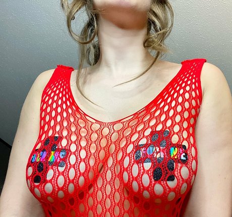 this cake onlyfans model images