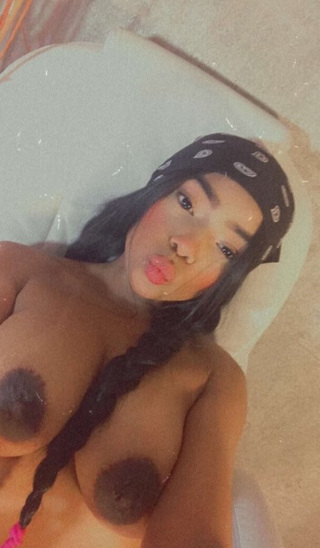 Lucyakerner onlyfans leaked free