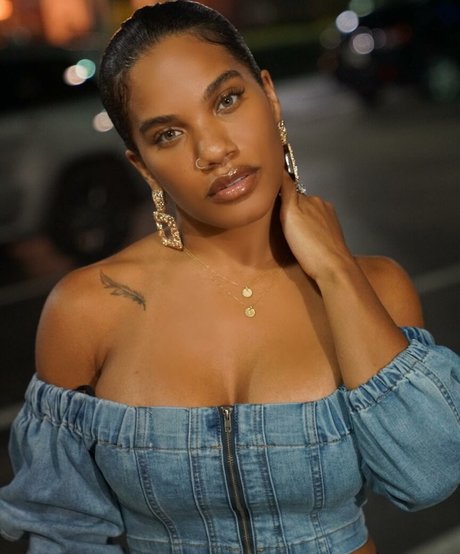 Kathy Drayton onlyfans striptease