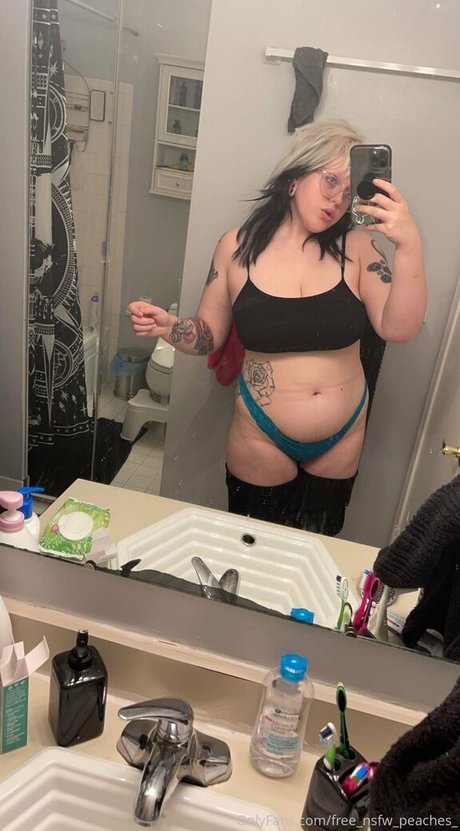 free nsfw peaches_ onlyfans x