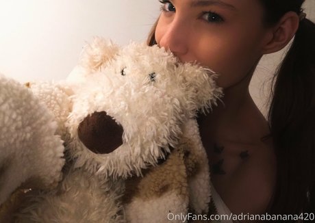 adrianabanana420 leaked onlyfans xxx