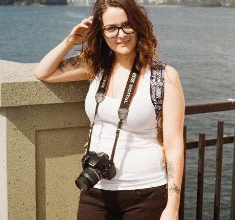 SarahCJB onlyfans creator