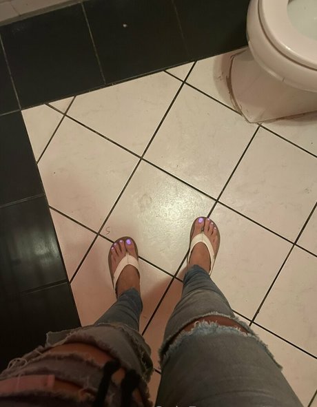 teasye only fans content