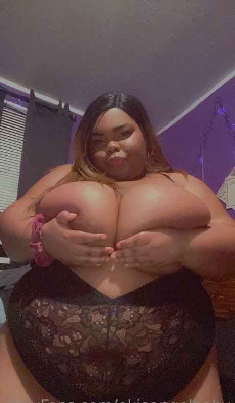 okieangelbaby only fans content