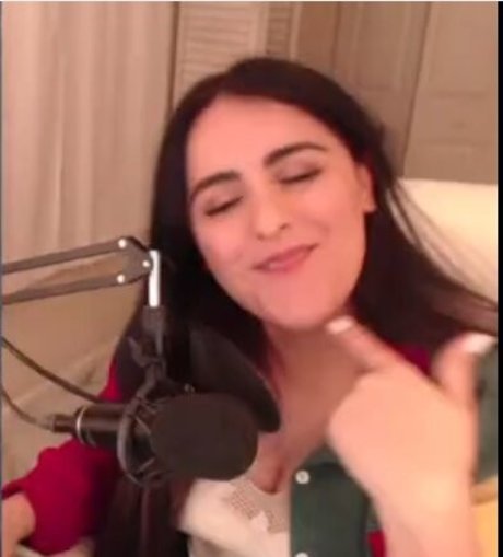 Alliebeemac onlyfans leak nudes