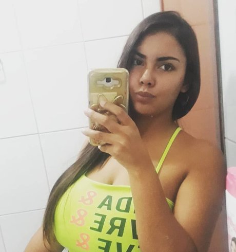 Evelim Alves onlyfans leake