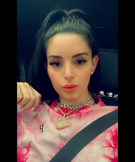 adrianaw nude onlyfans