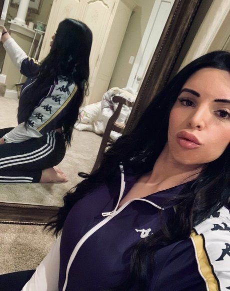 adrianaw naked leaked onlyfans