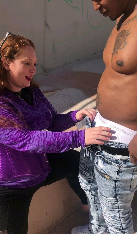 myliemoore Profile pic