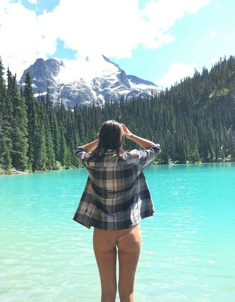 Serinda Swan onlyfans nude