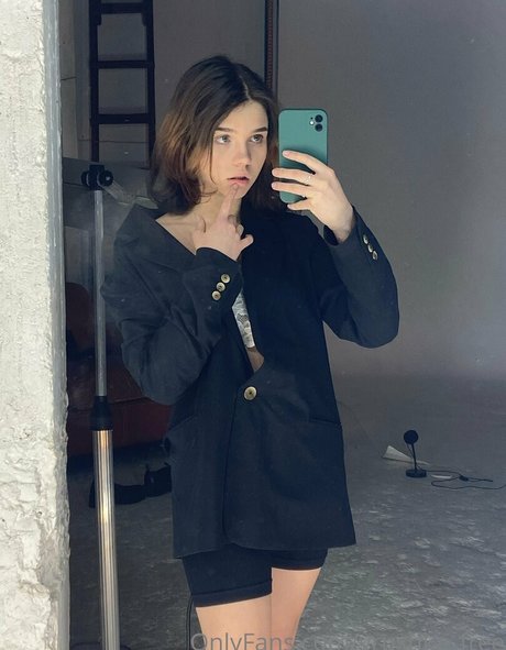 vrushka free only fans photos