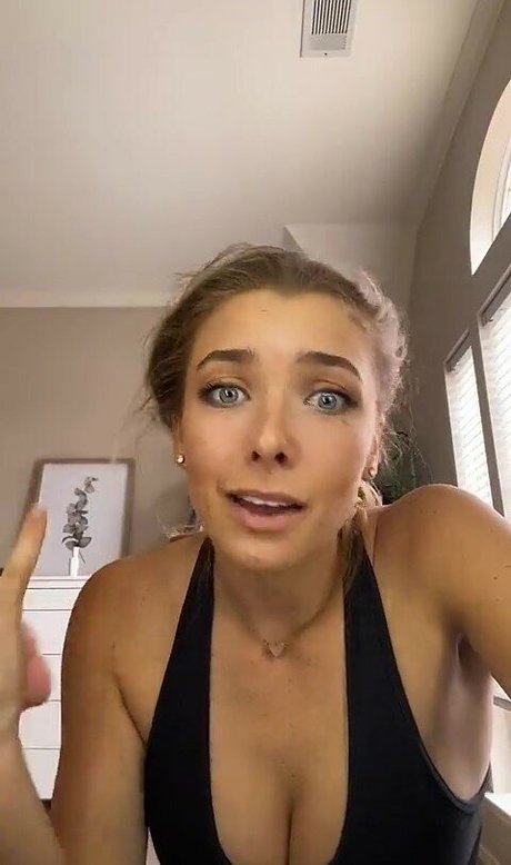 Maddie Henderson only fans nudes