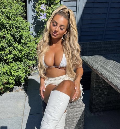 Beth Amelia onlyfans pic