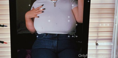 bigt1tties onlyfans nudes