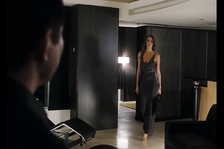 Nadia Fares onlyfans page