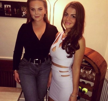 Lauren Fardon onlyfans leajs