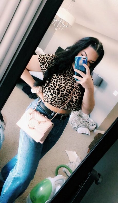 Isabelle Maltais onlyfans hot