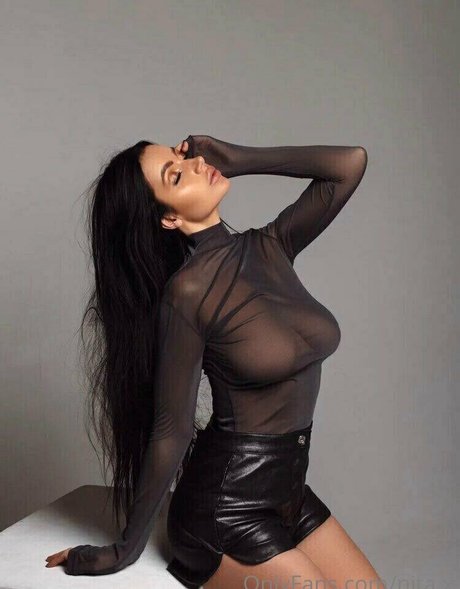 nita x naked on onlyfans