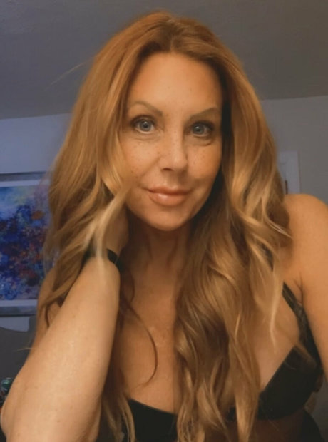 mrsrobinsonvip nudes onlyfans leak