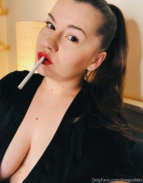 evegoddes onlyfans nudes