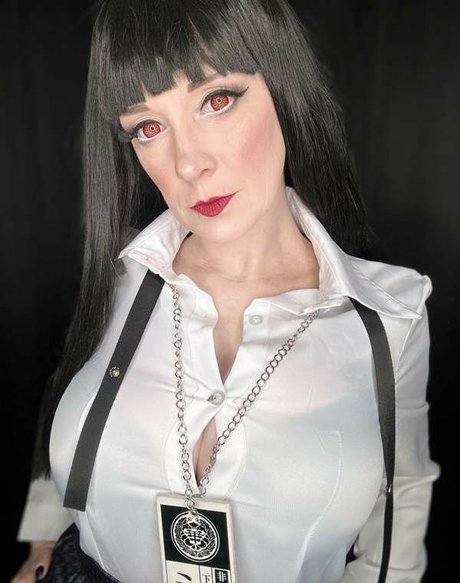 Onlygettingbrighter onlyfans tits