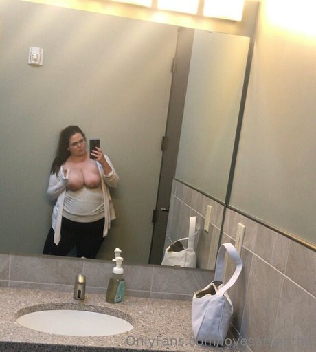 lovesamantha onlyfans leajs