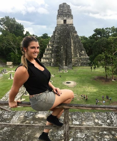 Chelsea Hammill onlyfans porn free