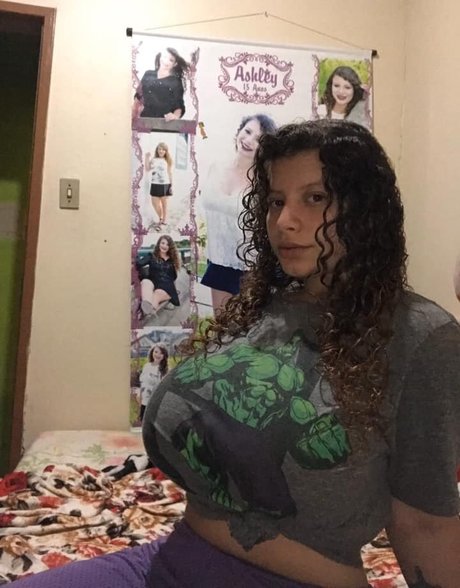 Ashley Alves onlyfans for free