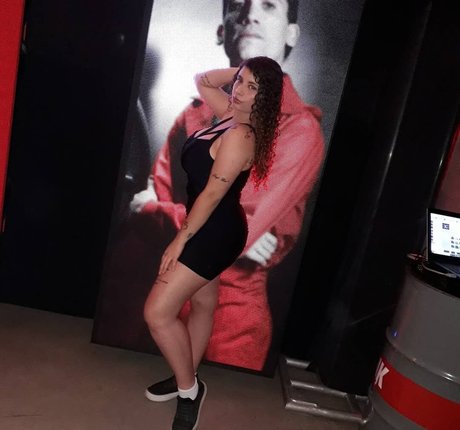 Ashley Alves onlyfans nude content