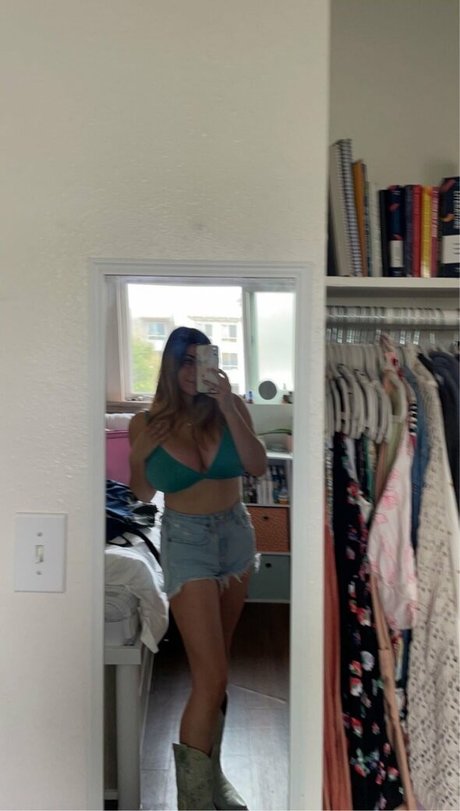 Emma R B onlyfans leak free