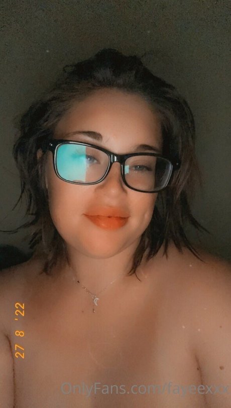 fayeexxx onlyfans images
