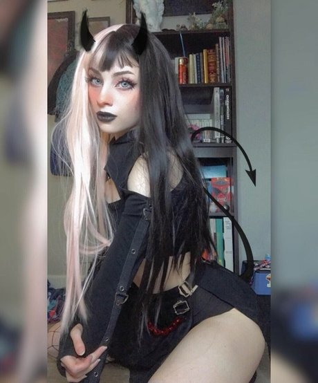 Spaceyellise onlyfans pic