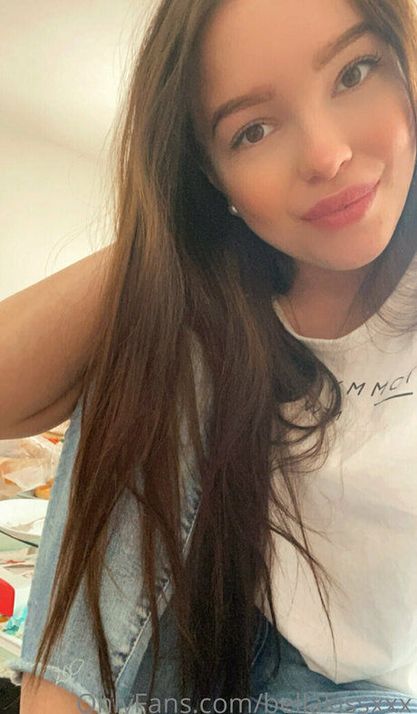 bellakissxxx onlyfans content leaked