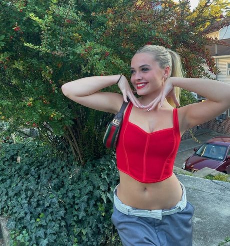 Hannah McNelly onlyfans leaked pics