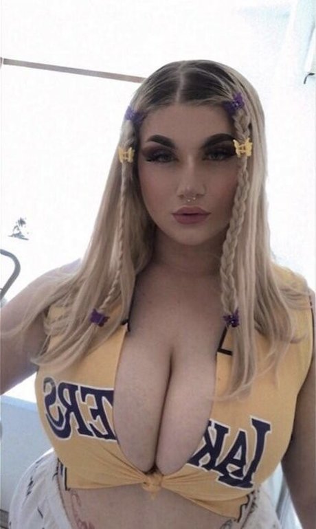 heys0phie nude onlyfans leak