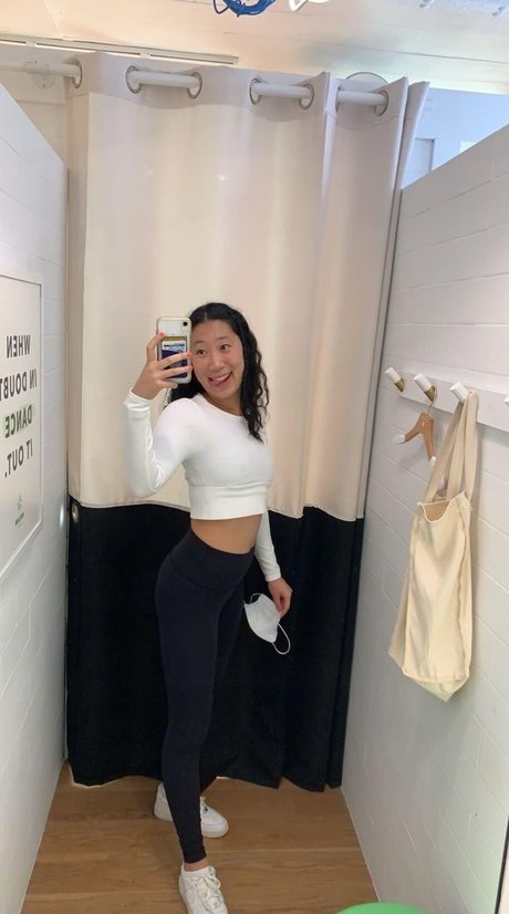 Alison L only fans naked