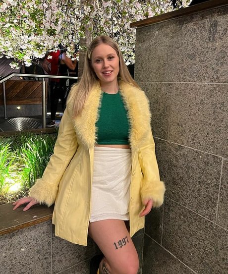 scorpio milk only fans nudes