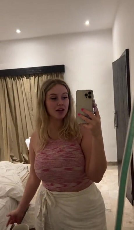 scorpio milk onlyfans naked pics